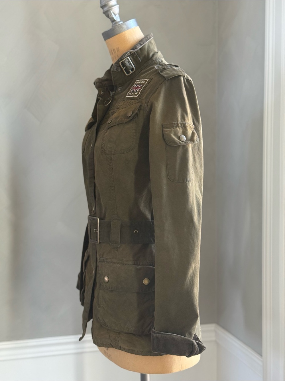Limited Edition Amelia Earhart Barbour Jacket - Picture 5 of 8